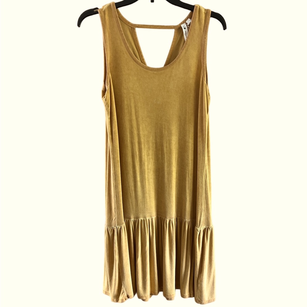 Cable & Gauge Washed Mustard Yellow Knit Drop Waist Ruffle Hem Tank Dress Small